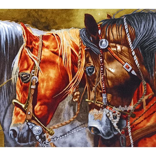 تابلو فرش دستباف طرح کله اسب سه اسب از نمای نزدیک - 2