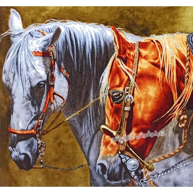 تابلو فرش دستباف طرح کله اسب سه اسب از نمای نزدیک - 3