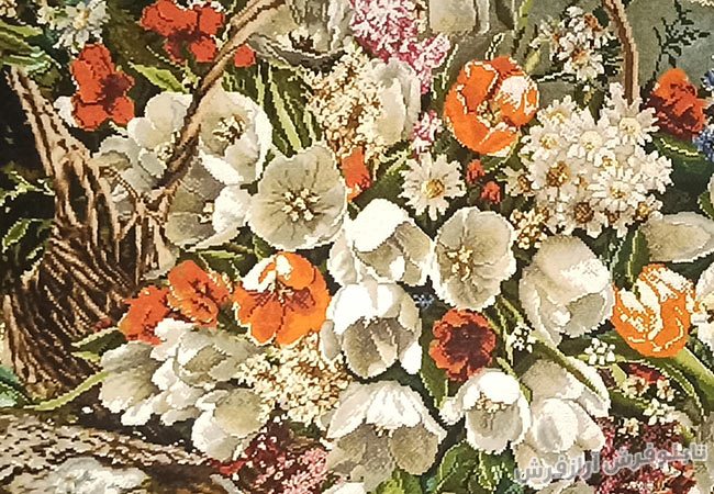 برشی از تابلو فرش گل لاله از نمای نزدیک 1
