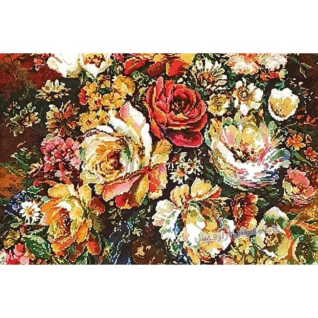 تابلو فرش دستباف طرح گل و گلدان زیبای گل رز از نمای نزدیک - 3
